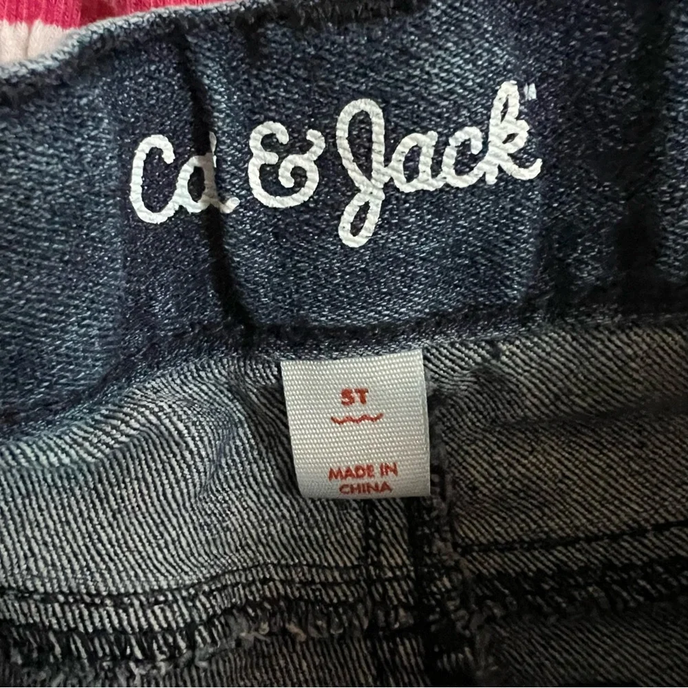 Girls 5T Cat & Jack Striped Top and Lace Denim Shorts